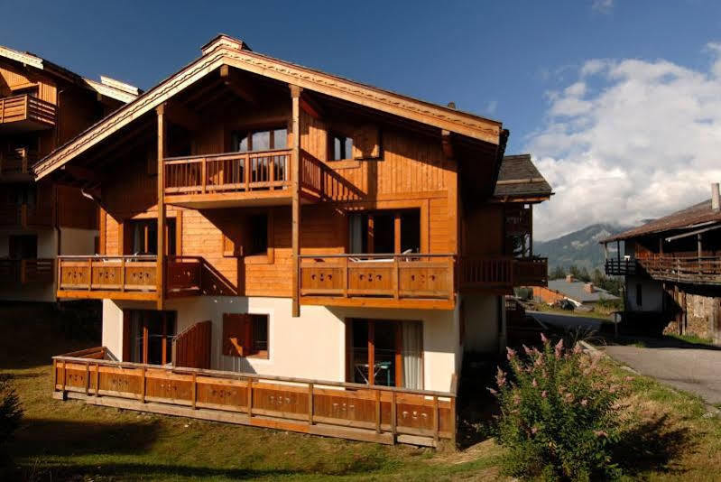 Residence Odalys Le Village Notre-Dame-de-Bellecombe Exterior foto
